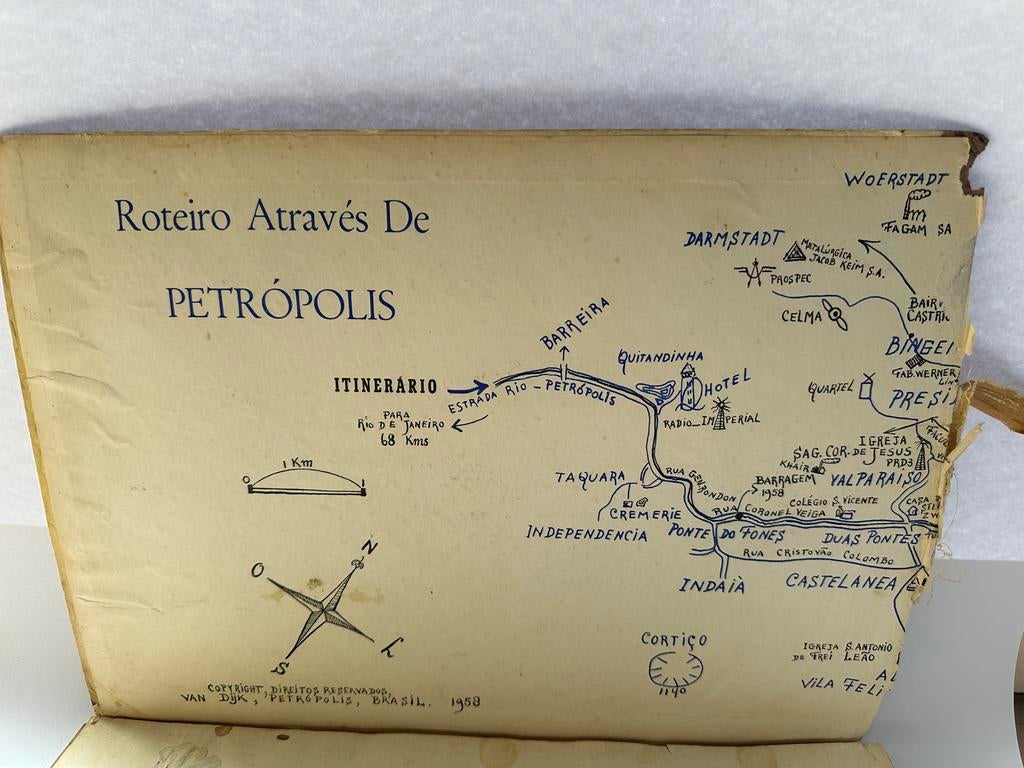 Petrópolis 1958 - Wim L. van Dijk - Speciale Publicatie, Ophalen of Verzenden, Zuid-Amerika, Reisgids of -boek, Gelezen