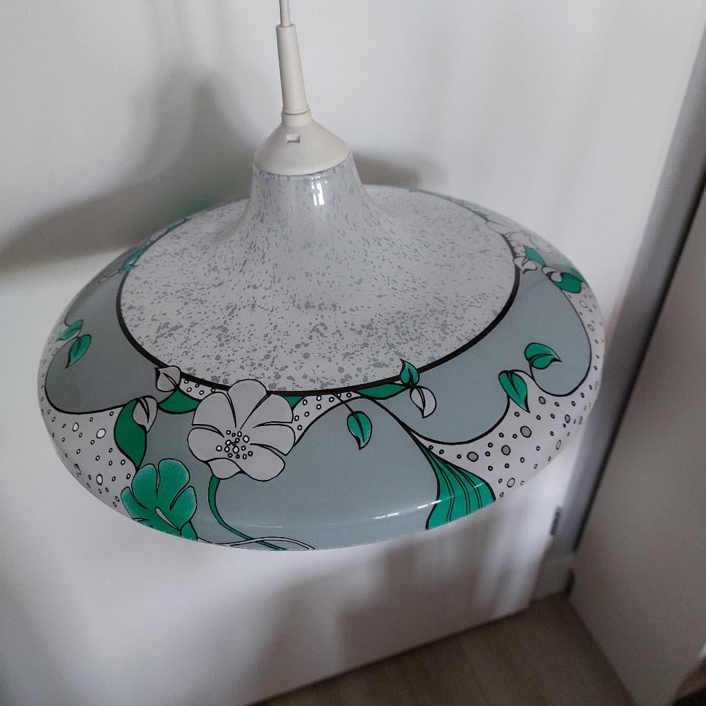 vintage hanglamp uit de jaren 70 - 80, Huis en Inrichting, Lampen | Hanglampen, Kunststof, Ophalen of Verzenden, Zo goed als nieuw
