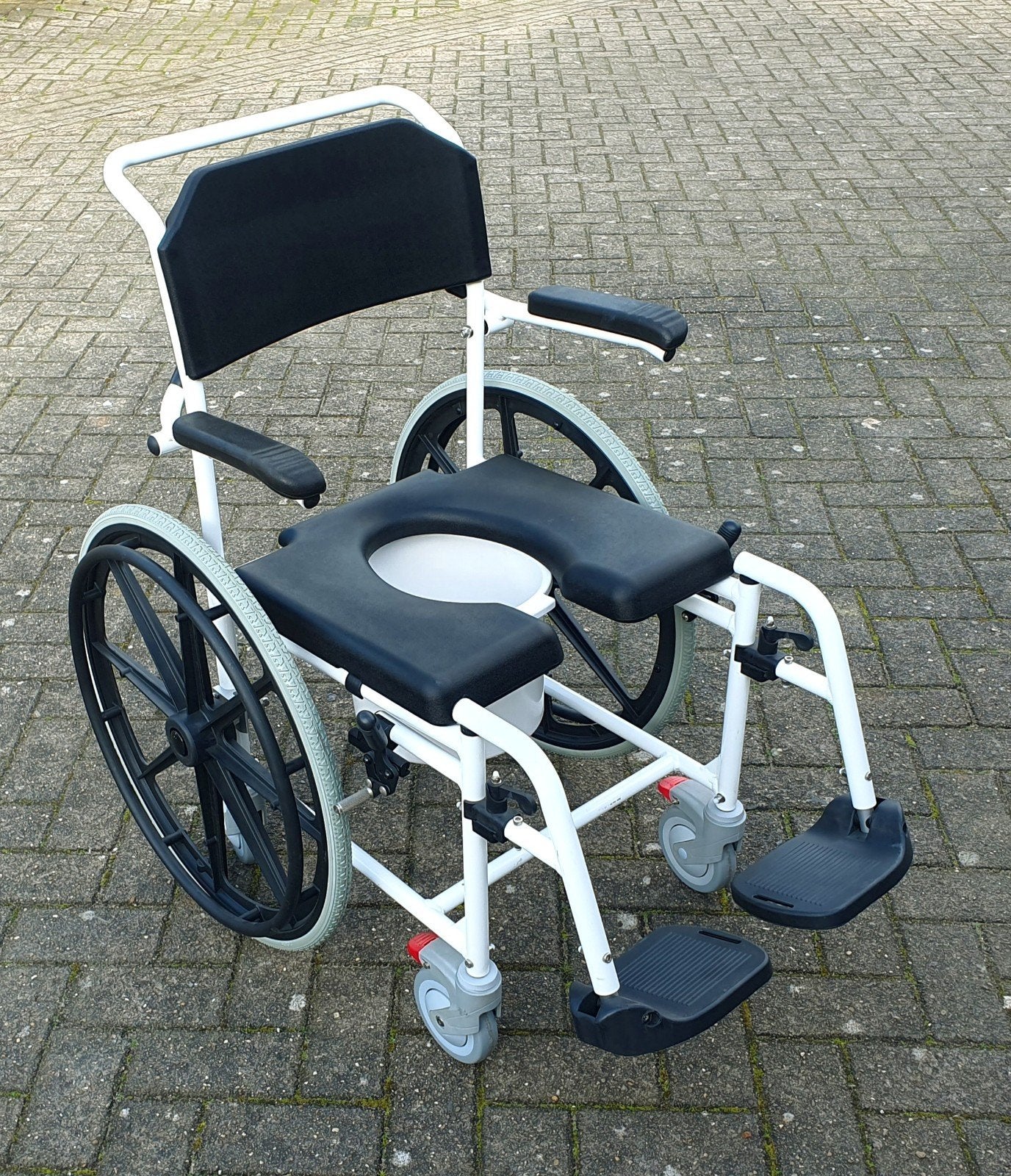 Nieuwe doucherolstoel toiletrolstoel merk Excel NIEUW, Nieuw, Doucherolstoel toiletrolstoel, Ophalen of Verzenden, Doucherolstoel toiletrolstoel