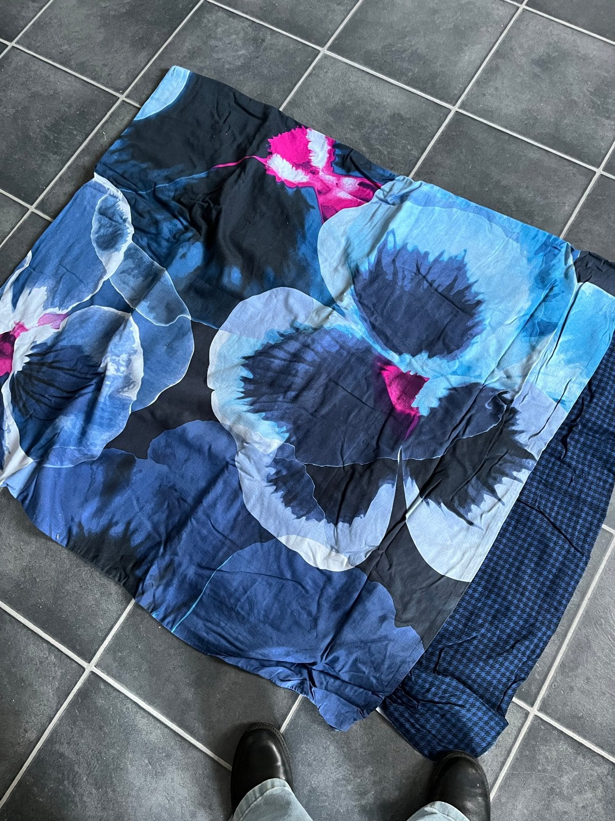Essenza Dekbedovertrek 190x230cm met instopstrook, Gebruikt, Instopstrook, Blauw, Dekbedovertrek
