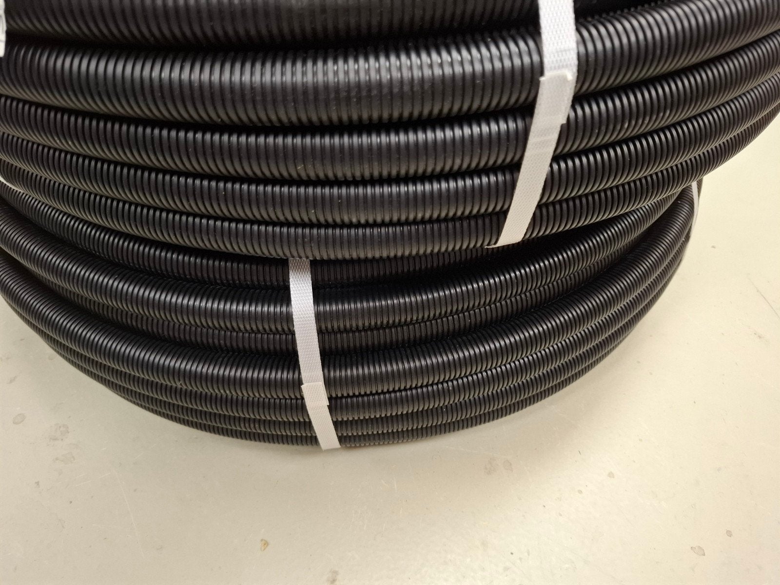 henco 16x2 met mantel 50m, Ophalen, Overige materialen, 6 meter of meer, Overige typen