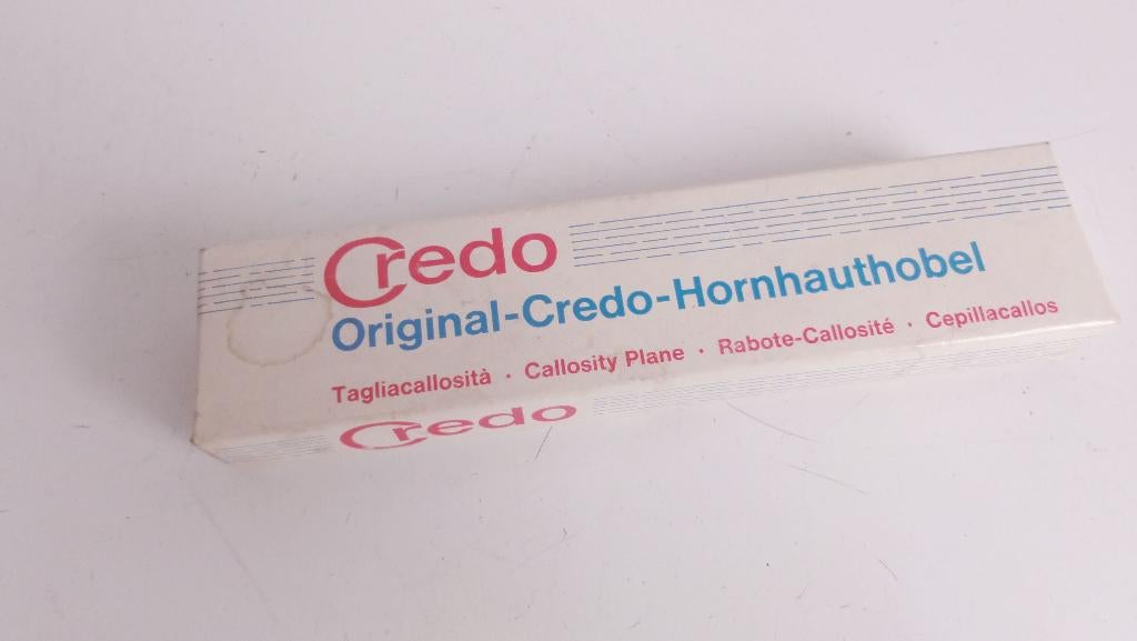 Eeltschaaf, eeltverwijderaard Credo hornhauthobel antiek E, Ophalen of Verzenden