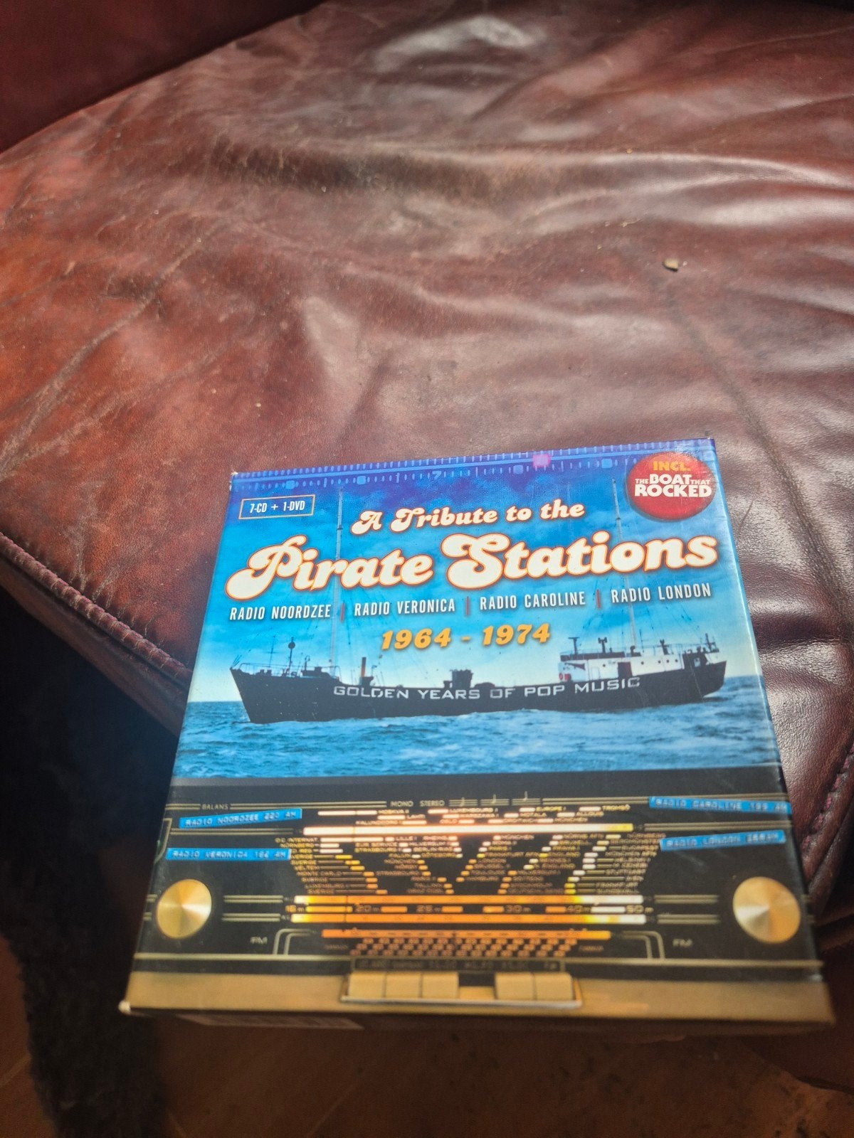 A tribute to the pirate stations 7cd+ dvd, Cd's en Dvd's, Ophalen of Verzenden, Zo goed als nieuw