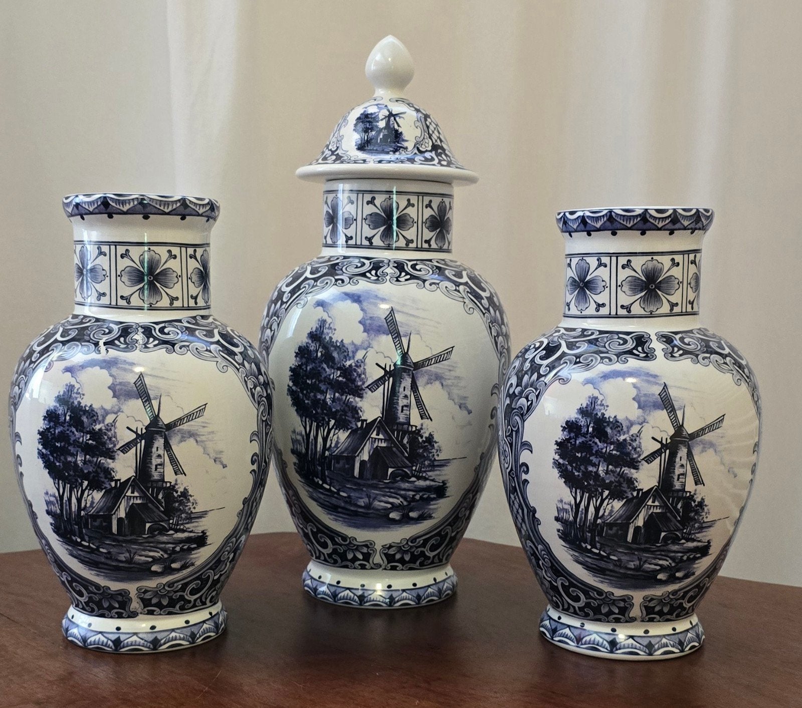 Leuk wit-blauw kaststel met molen-motief -  t.delfts bleau, Antiek en Kunst, Ophalen