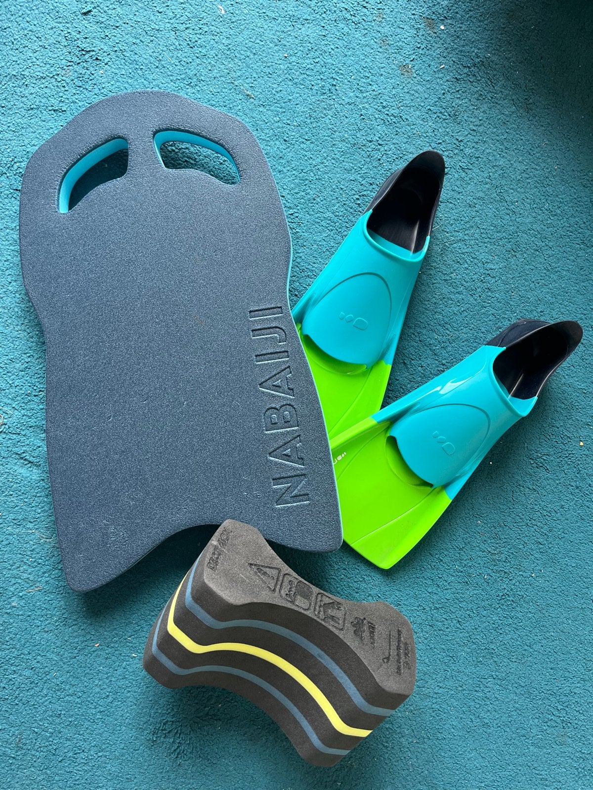 Nabaiji zwemset: plank, pull buoy en zwemvliezen (maat 37/38, Sport en Fitness, Ophalen of Verzenden, Zo goed als nieuw