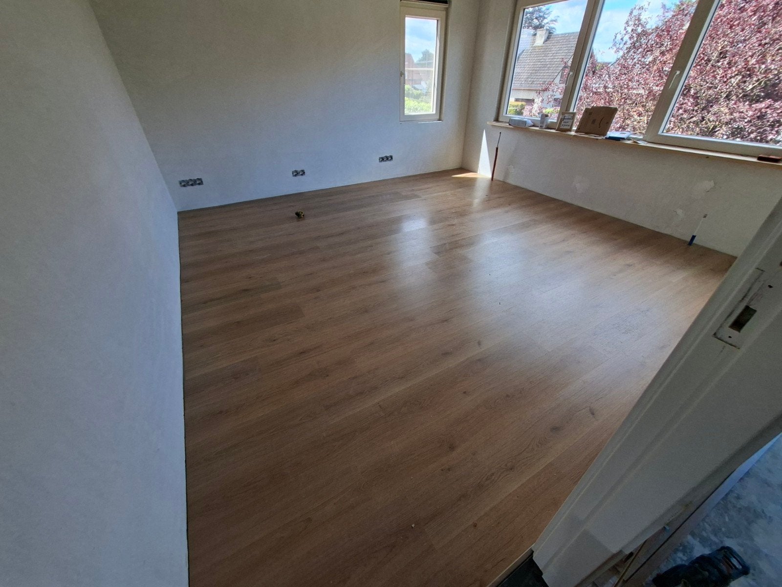 30m2 Laminaat vloer met passtukken, Ophalen, 50 tot 150 cm, Zo goed als nieuw, 10 m² of meer