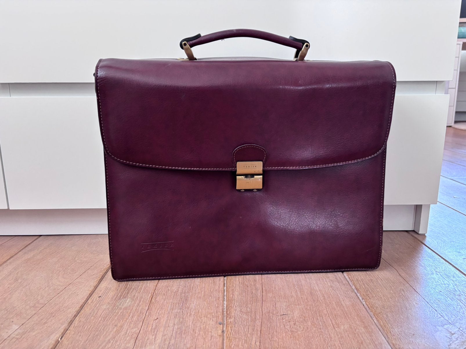 Lederen akte tas met laptopvak en draagriem, Ophalen of Verzenden, 15 inch, Zo goed als nieuw, Aktetas