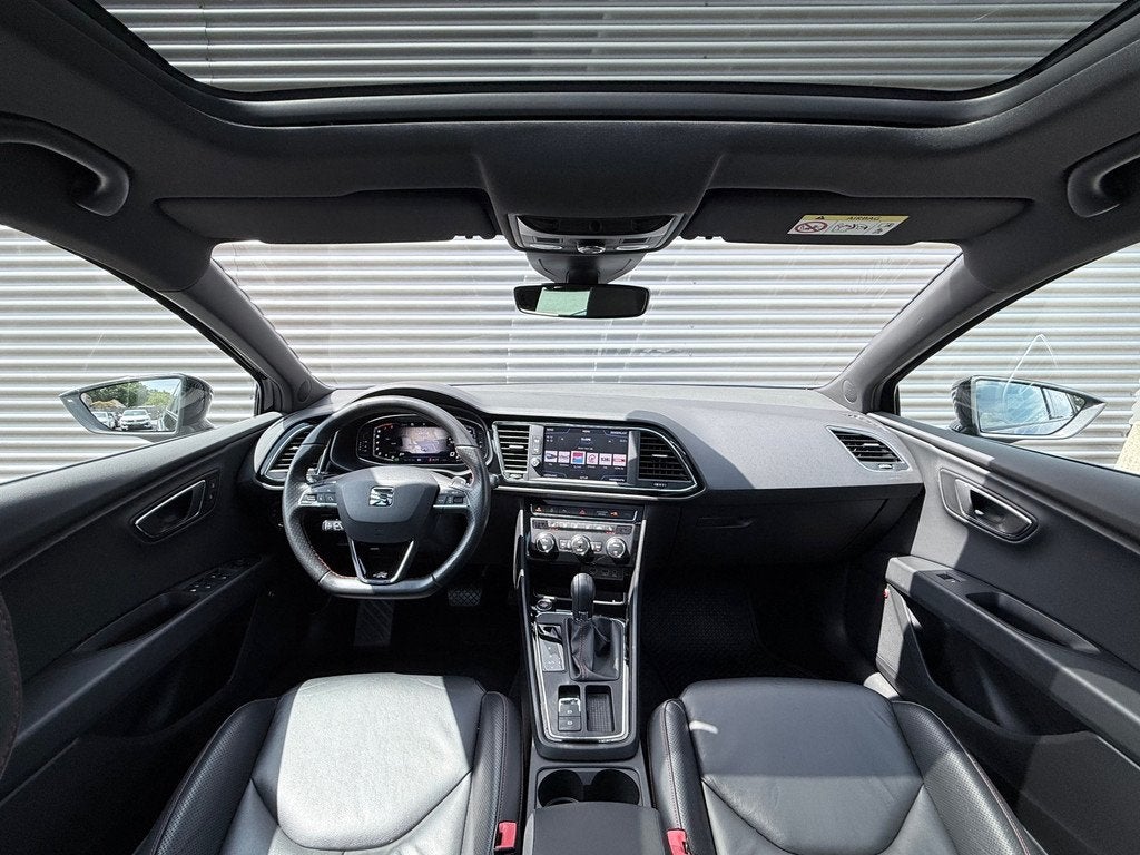 SEAT Leon ST 1.5 TSI FR Business Intense VIRTUAL*PANO*BEATS*, Auto's, Seat, Zwart, 4 cilinders, Leon, Zwart