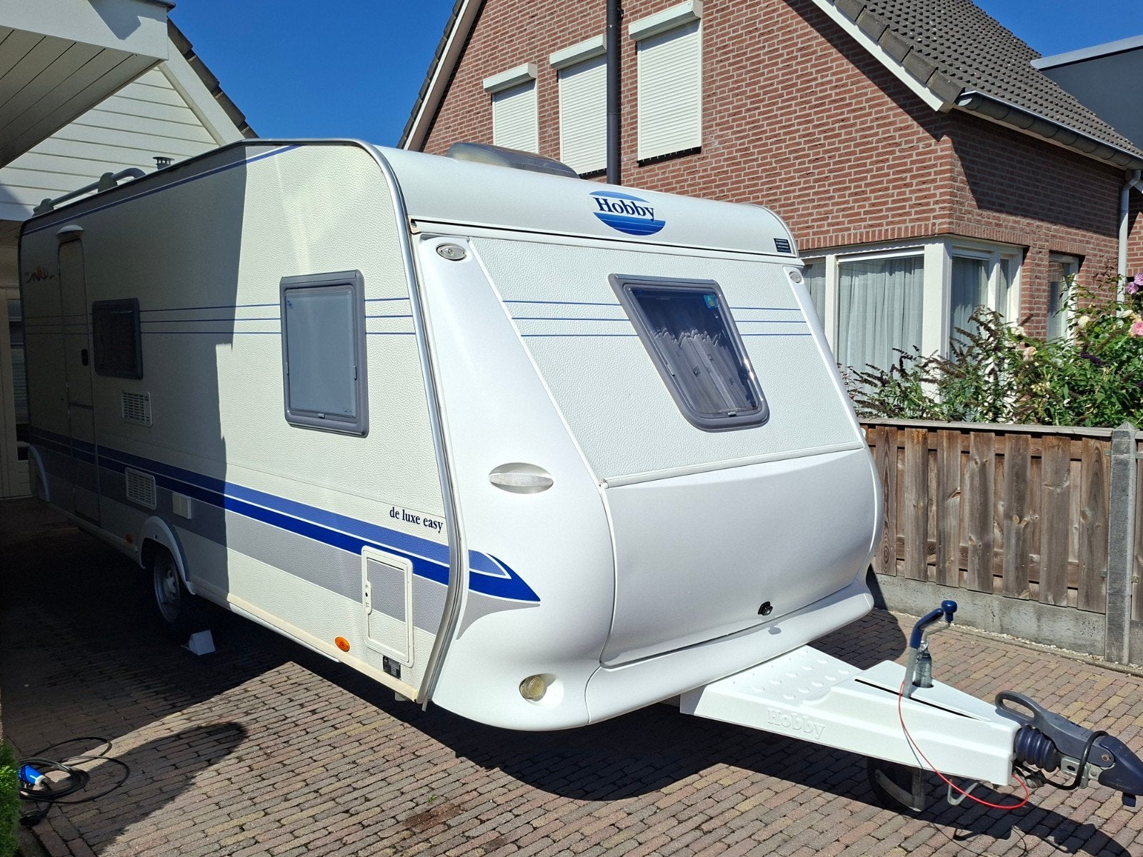 Hobby kmfe 500 Luxe Easy Caravan met stapelbed en voortent, Caravans en Kamperen, Rondzit, Hobby, 7 tot 8 meter, Particulier
