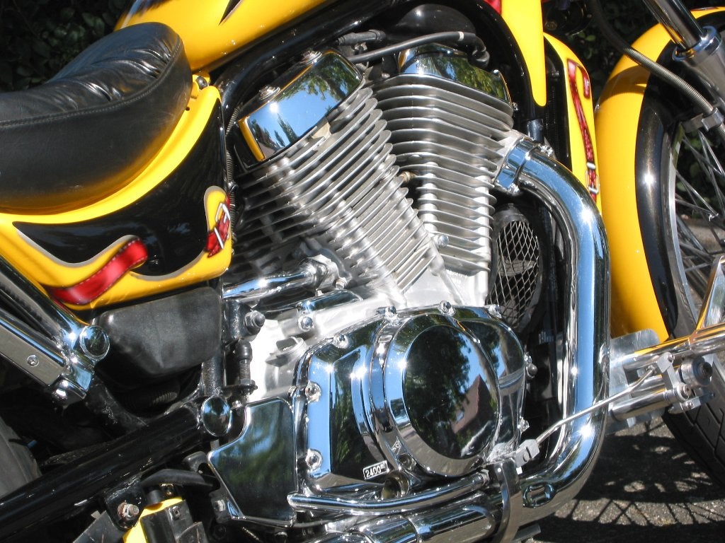 Suzuki Intruder VS750, 750 cc, 2 cilinders, Particulier, Handgeschakeld