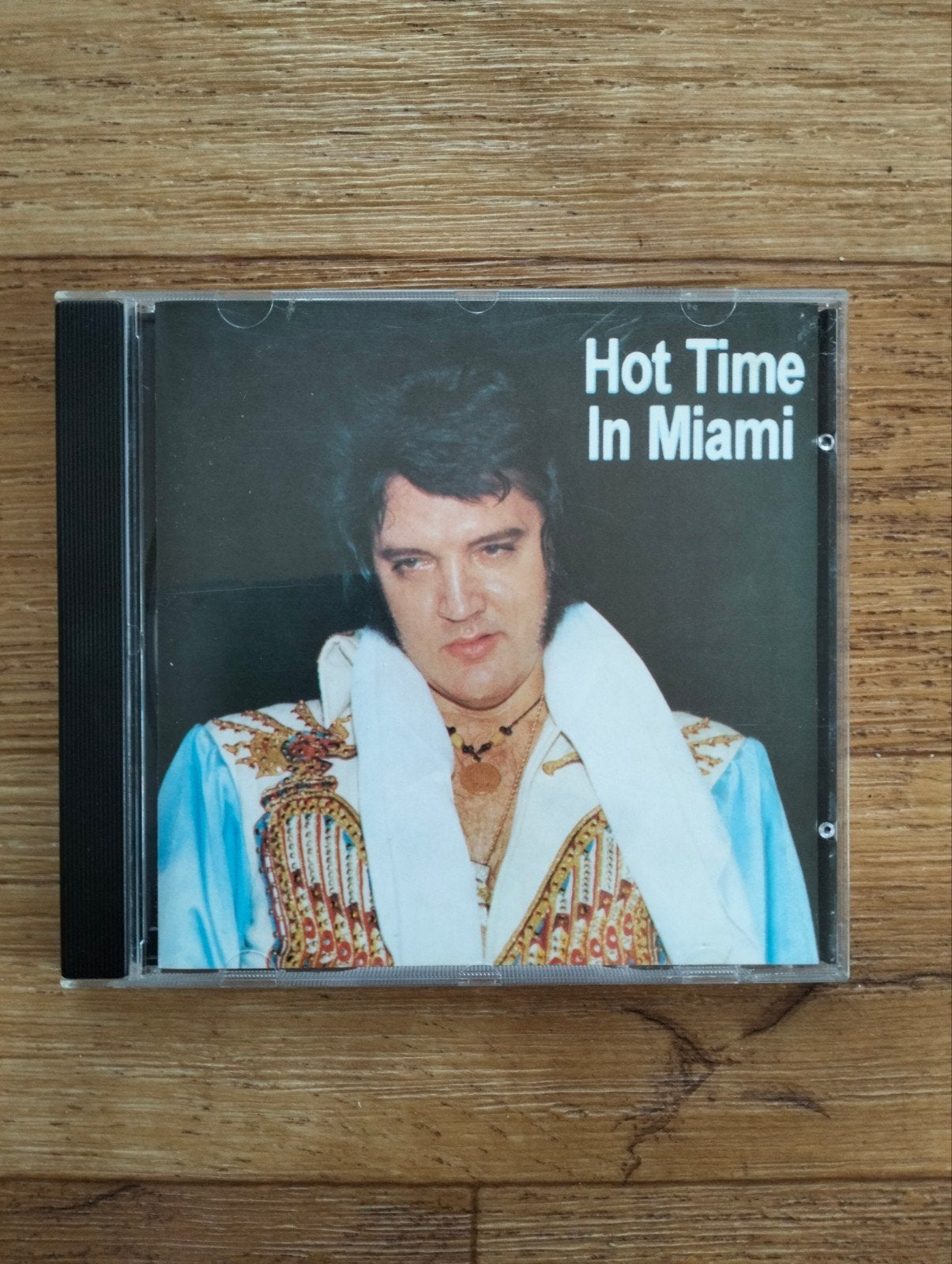 Elvis Presley cd " HOT TIME IN MIAMI ", Ophalen of Verzenden, Zo goed als nieuw