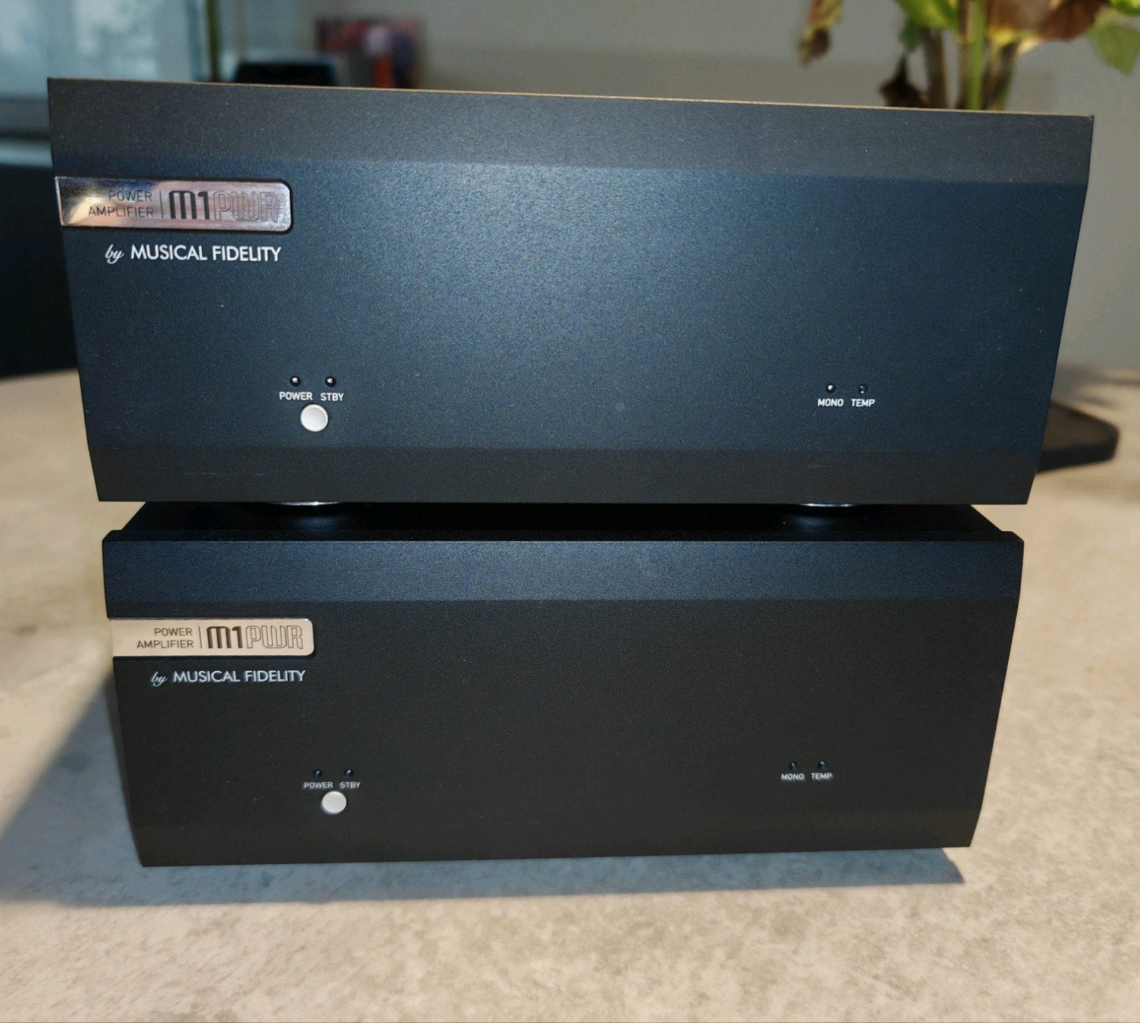 Musical Fidelity M1PWR Eindversterker (2 stuks), Overige merken, Ophalen of Verzenden, Zo goed als nieuw, 60 tot 120 watt