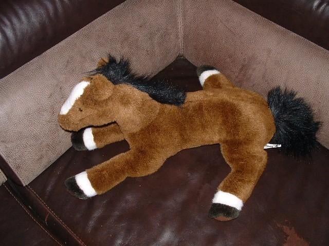 HASTENS PAARD PLUCHE BRUIN/ZWART MET WITTE SOKJES, Ophalen of Verzenden, Nieuw, Overige typen