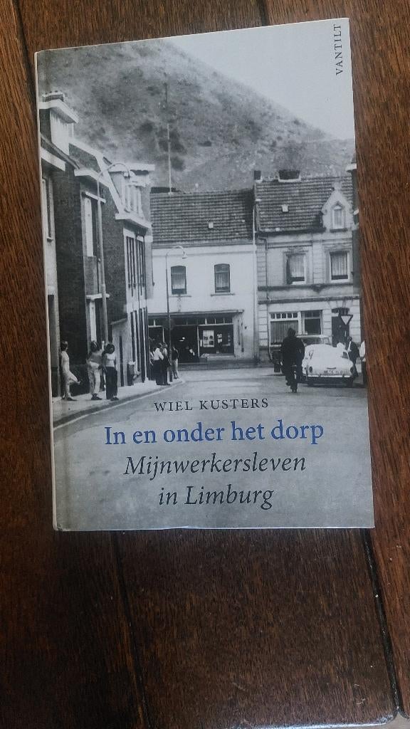 Wiel Kusters over GERRIT KOUWELAAR + voor het leven, Ophalen of Verzenden, Zo goed als nieuw, Nederland