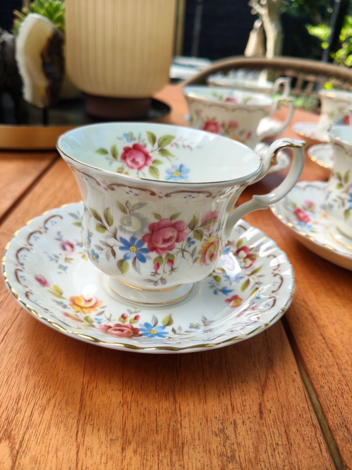 Royal Albert Jubilee Rose, Antiek en Kunst, Antiek | Servies los, Ophalen of Verzenden