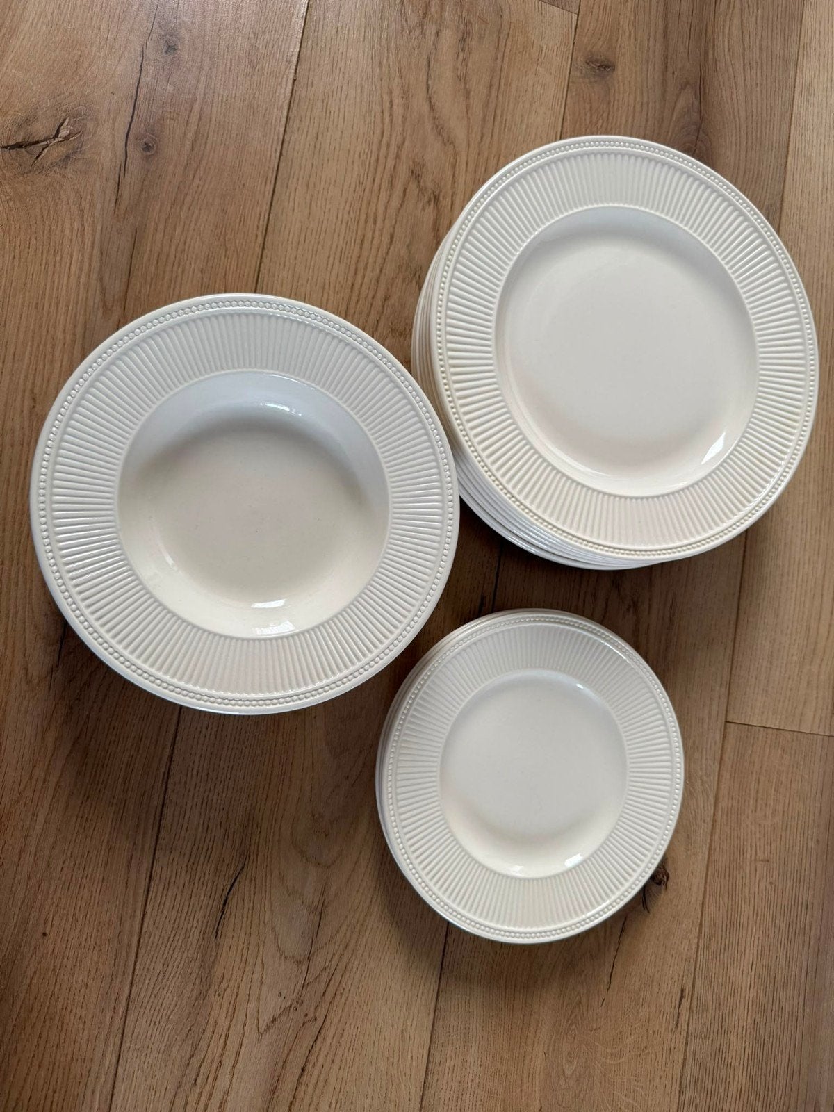 Wedgwood Windsor servies -, Ophalen, Zo goed als nieuw, Porselein, Bord(en)