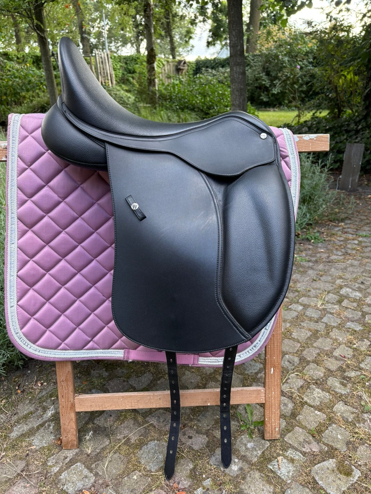 Wintec hart dressuur 17,5 inch zgan, Ophalen, Zo goed als nieuw, Dressuur