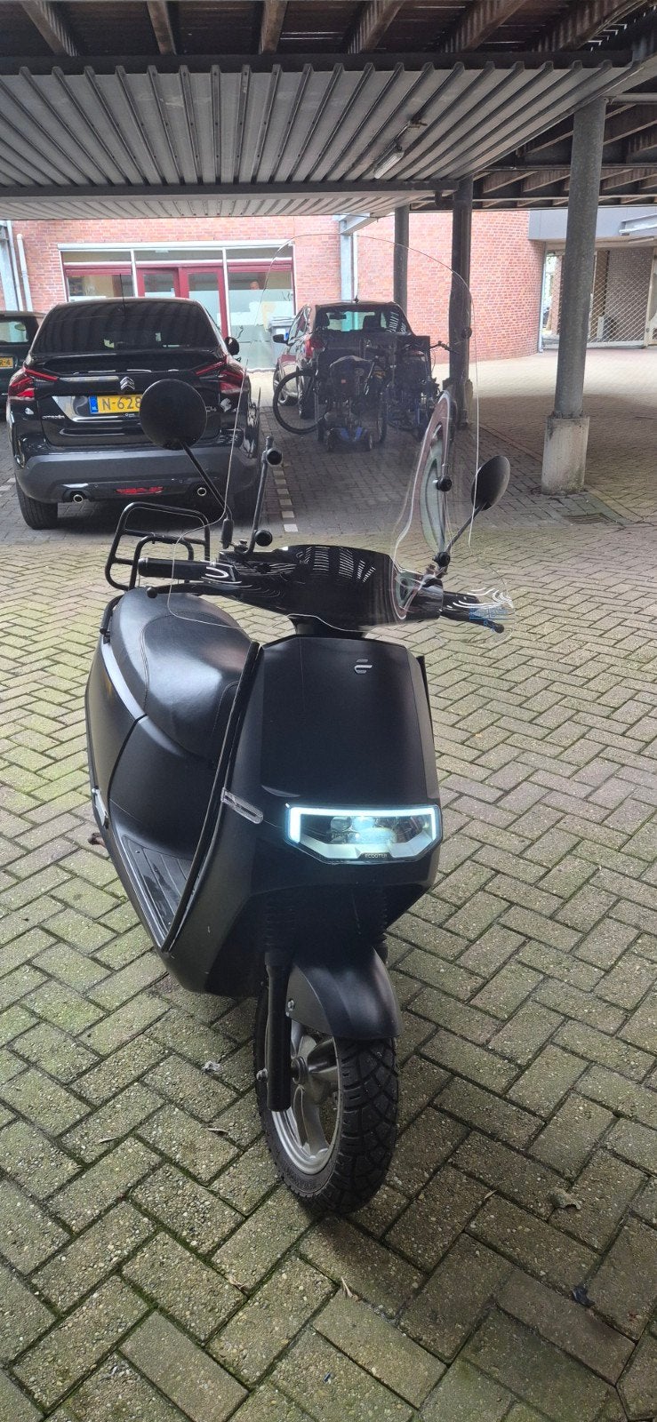 E-scooter met lage kilometerstand en extra banden, Gebruikt, Elektrisch, Ophalen, Overige merken