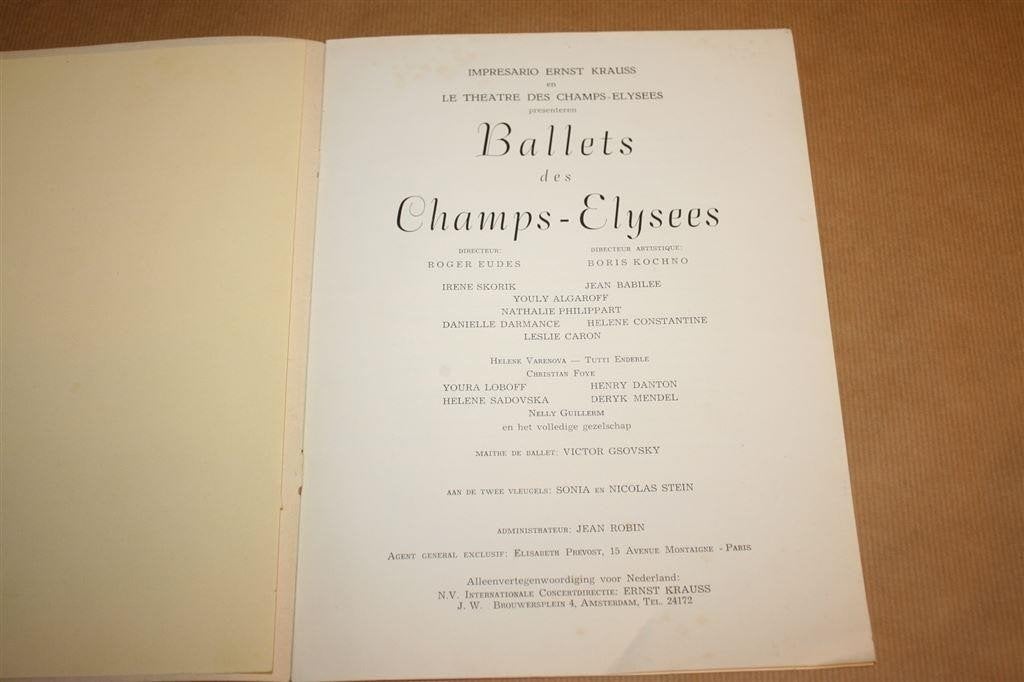 Ballets des Champs-Élysées 1949 — Programma met Leslie Caron, Ophalen of Verzenden, Gelezen, Ballet of Musical