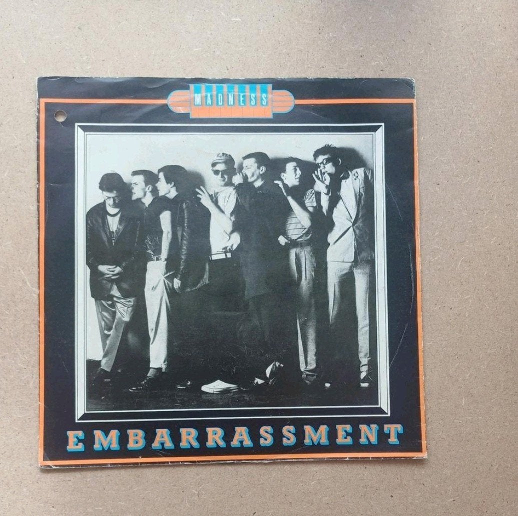 Madness - Embarrassment, Gebruikt, 7 inch, Ophalen of Verzenden, Pop
