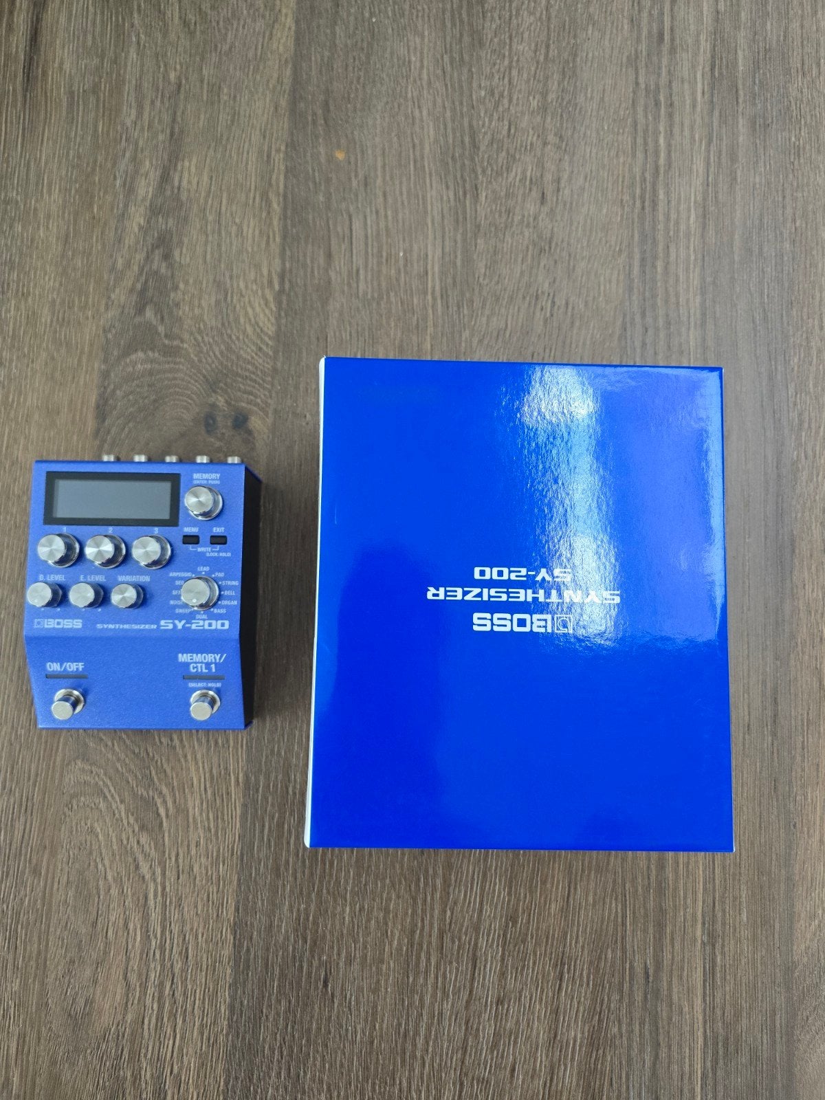 Boss SY-200 Synthesizer Pedaal - Zo goed als nieuw, Ophalen of Verzenden, Zo goed als nieuw, Roland, Met midi-aansluiting