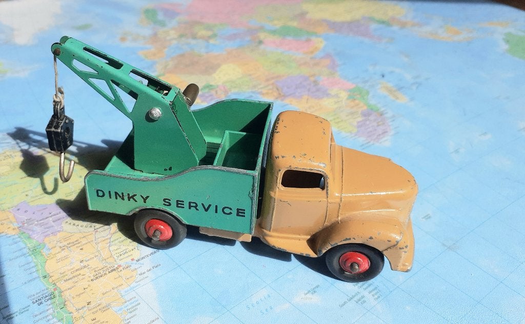 Commer - Dinky Toys, Hobby en Vrije tijd, Modelauto's | 1:43, Verzenden, Zo goed als nieuw, Auto, Dinky Toys