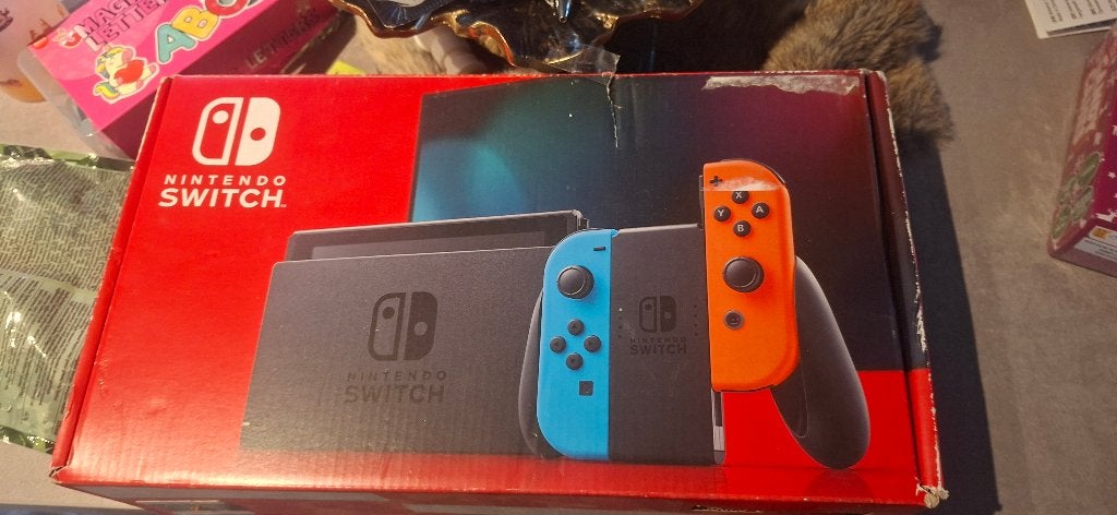 Nintendo Switch met 2 Joy-Cons en alle accessoires, Ophalen of Verzenden, Zo goed als nieuw