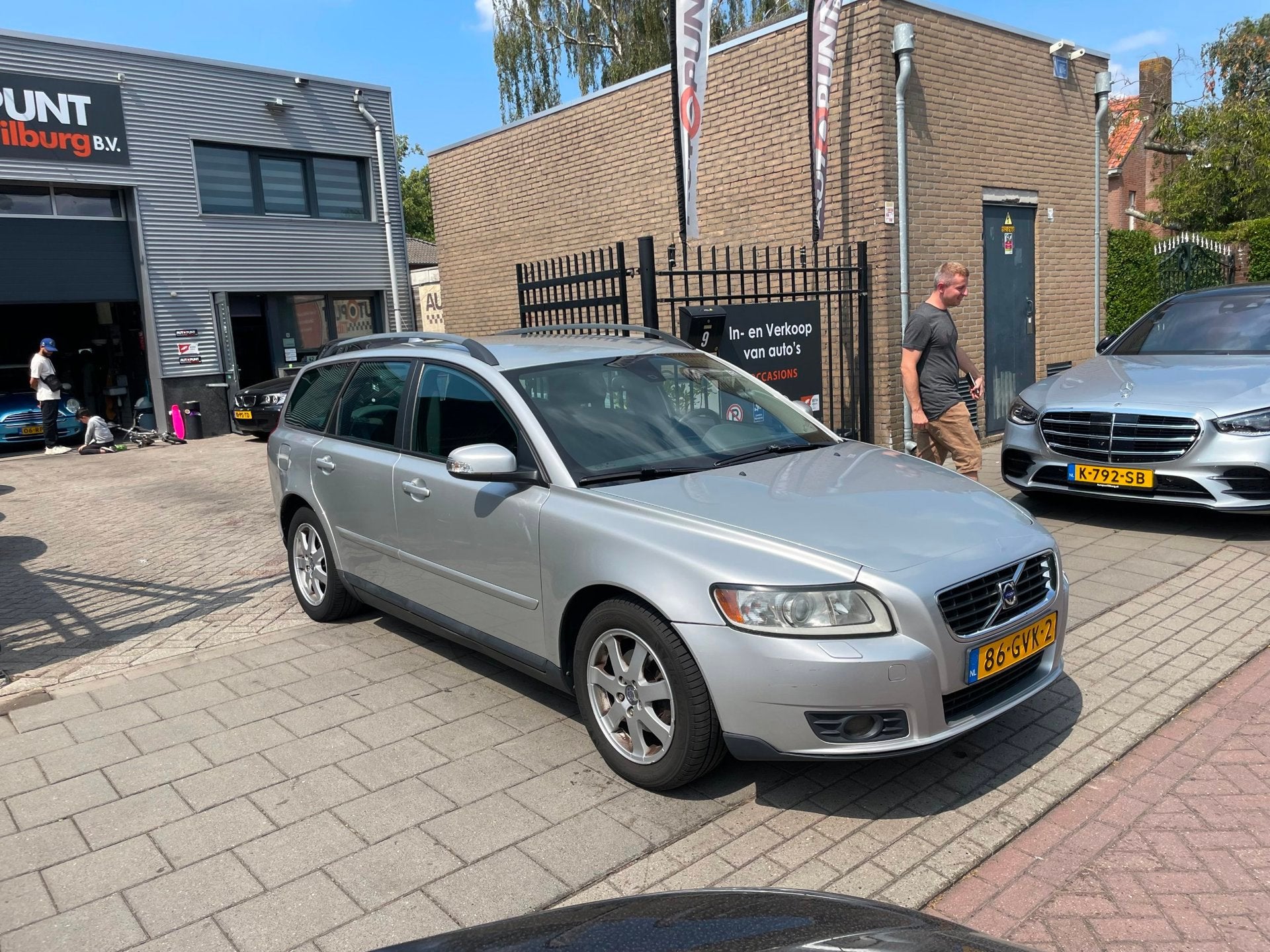 Volvo V50 1.8 Kinetic 2e Eigenaar! Airco NAP APK, Auto's, Volvo, Voorwielaandrijving, 125 pk, Gebruikt, 4 cilinders