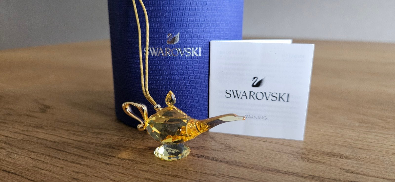 Swarovski Disney Aladdin Geestenlamp, Ophalen of Verzenden, Nieuw, Figuurtje