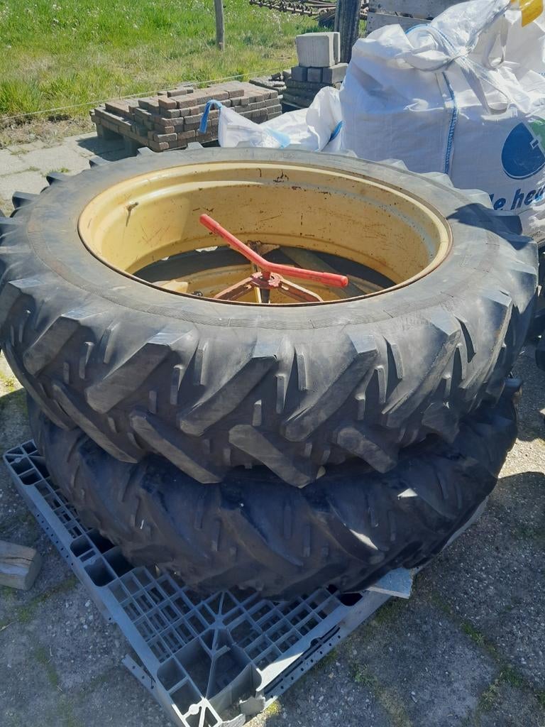 Dubbellucht 13.6 R38 3 Ster Molcon voor 34 inch velg, Ophalen of Verzenden