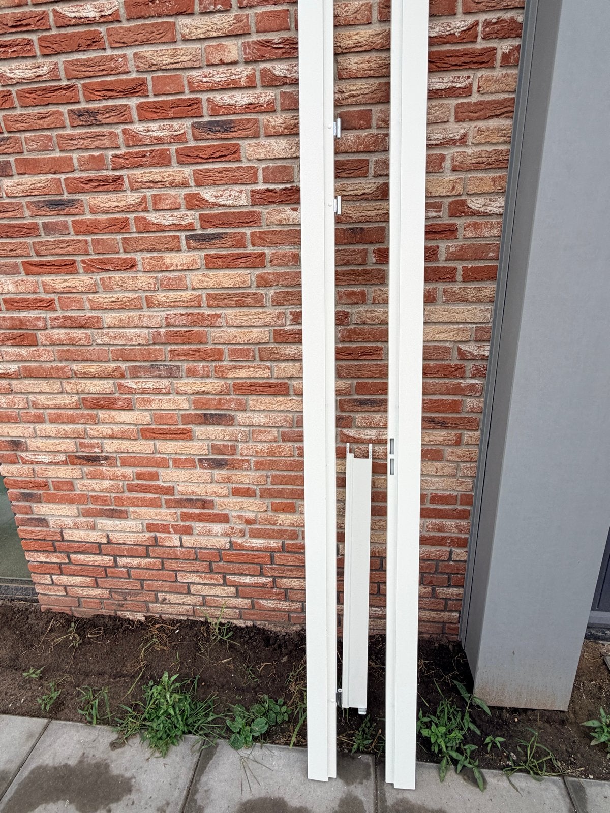 Witte stalen deurkozijnen opdekdeur, Ophalen, 80 tot 100 cm, Binnendeur, Zo goed als nieuw