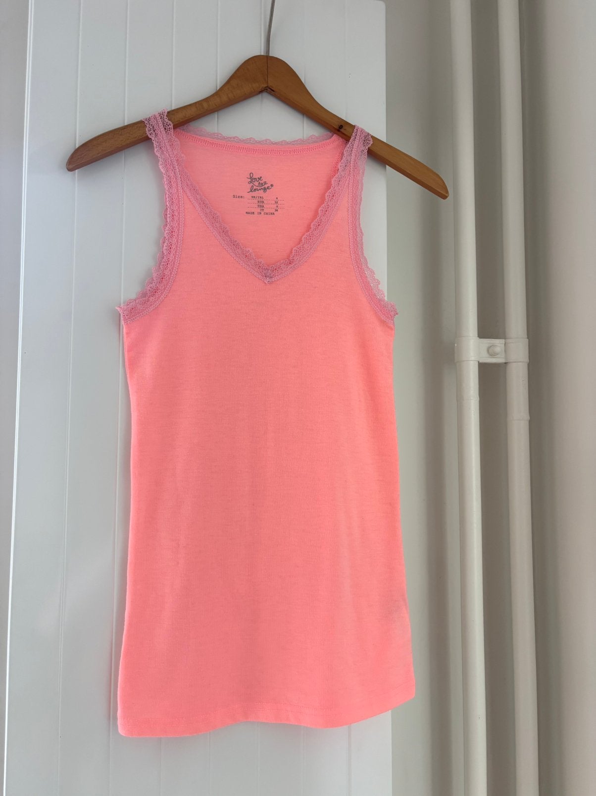 Love to Lounge mouwloze top met kant – maat XS basic hemdje, Ophalen of Verzenden, Roze, Zonder mouw, Maat 34 (XS) of kleiner