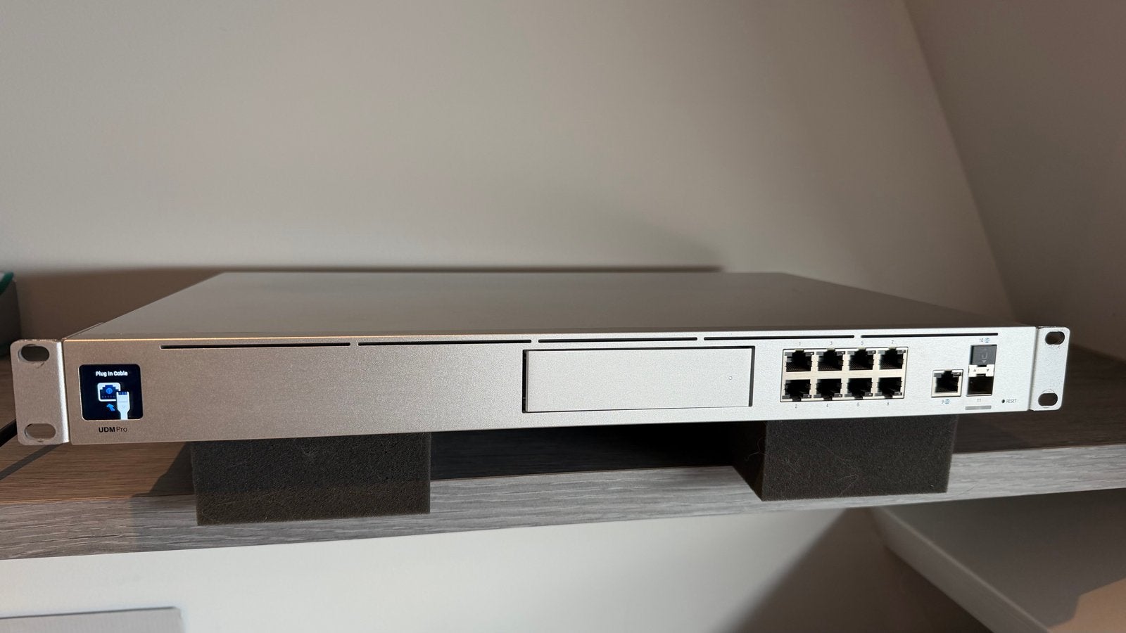 Ubiquiti UniFi Dream Machine Pro (UDM Pro), Ophalen of Verzenden, Gebruikt