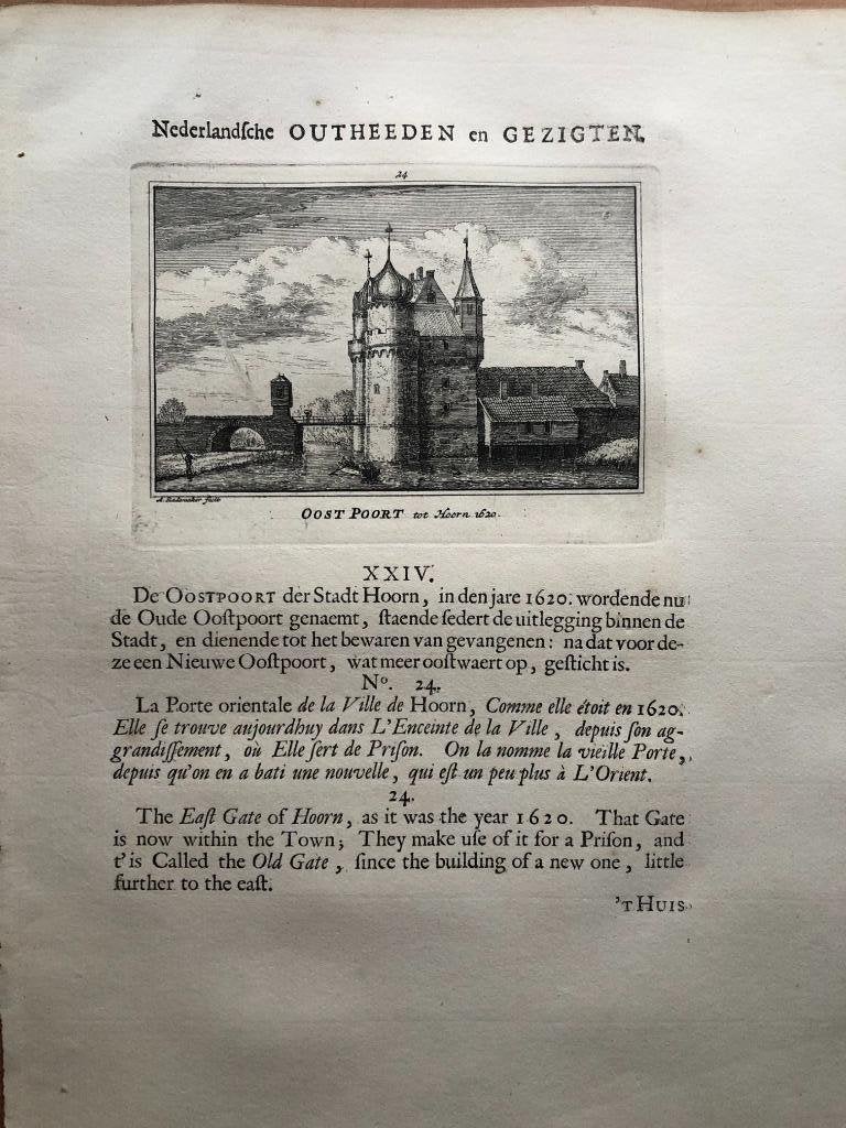 024 / Hoorn De Oude Oostpoort Kopergravure 1725, Antiek en Kunst, Kunst | Etsen en Gravures, Ophalen of Verzenden