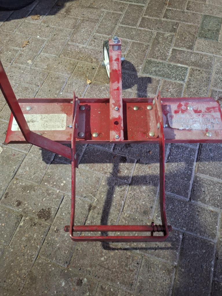 Verticuteer snapper thatcherizer, Ophalen, Zo goed als nieuw, Benzine