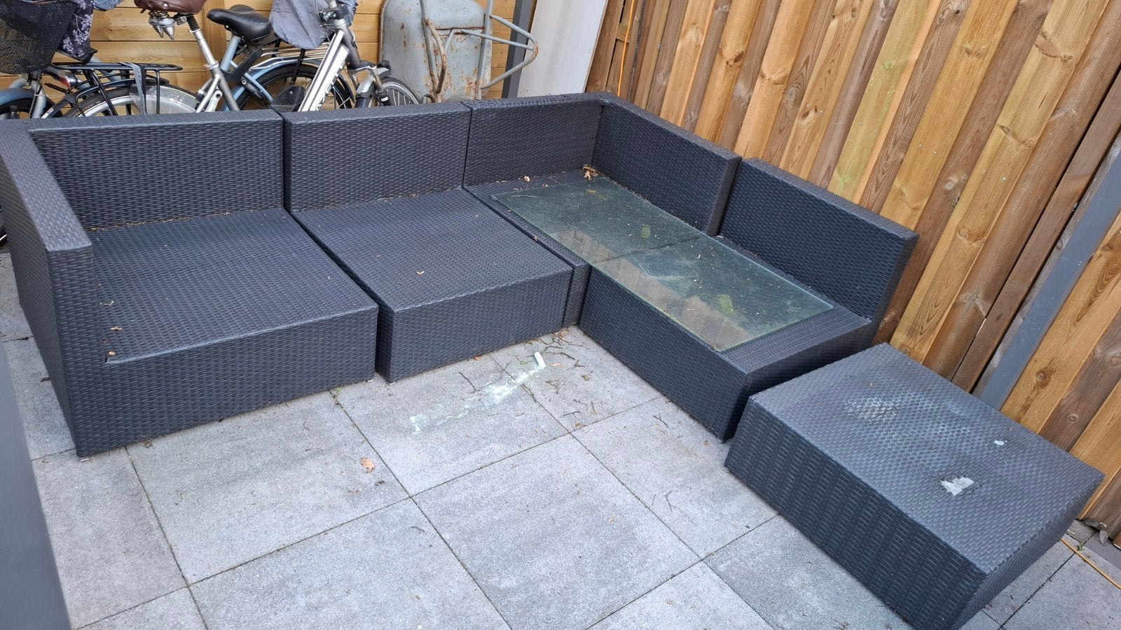 Wicker Loungeset met Tafel en Kussens, Tuin en Terras, Tuinsets en Loungesets, 4 zitplaatsen, Gebruikt, Bank, Ophalen of Verzenden