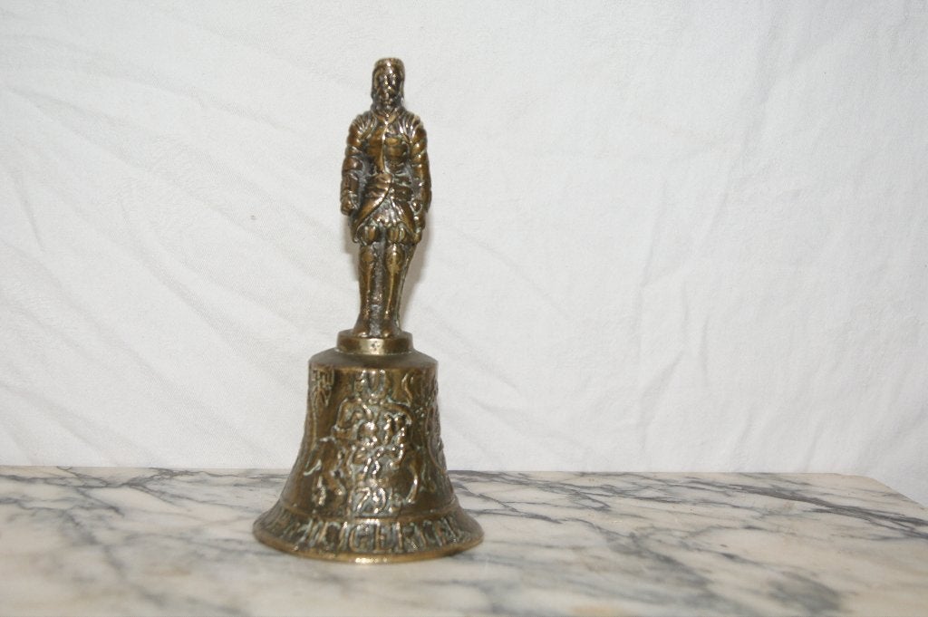 Bel met een figuur van een soldaat ( Brons, Ophalen
