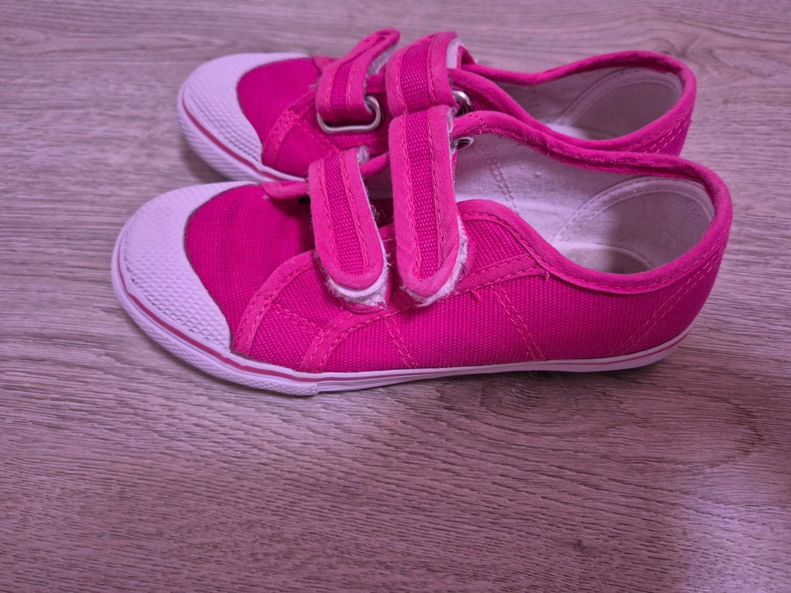 Roze gymschoenen maat 30 zgan, Ophalen, Meisje, Sportschoenen, Zo goed als nieuw