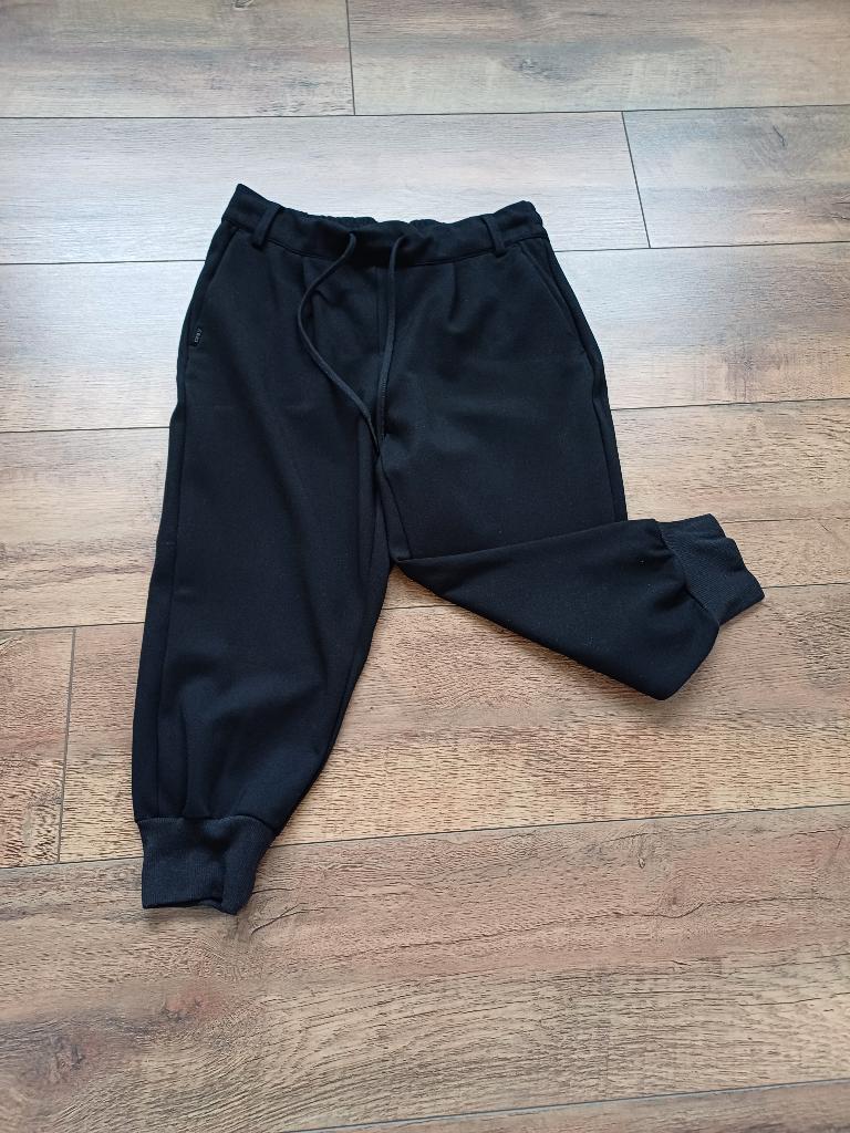 leuke zwarte 3/4 only broek 34, Zwart, Nieuw, Ophalen of Verzenden, Driekwart