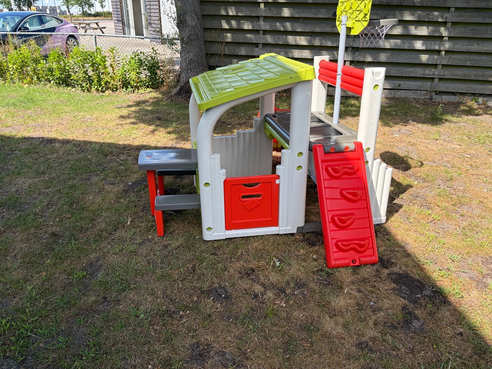 Smoby Speelhuisje met Glijbaan en Klimwand, Ophalen, Gebruikt, Glijbaan
