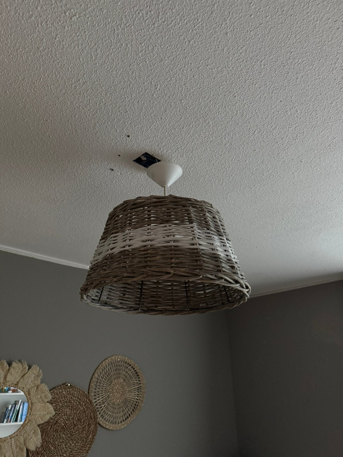 Rieten lampenkap plafond, Ophalen, Zo goed als nieuw