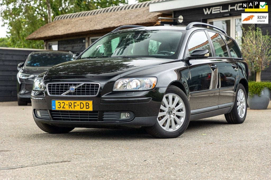 Volvo V50 2.5 T5 Summum Automaat I Leder I Memory I Parkeers, Auto's, Volvo, Gebruikt, Beige, 700 kg, 220 pk