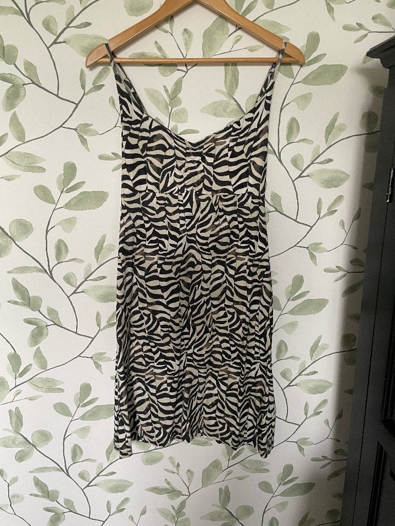 Geisha Noa jurk zomerjurk zwart crème small 36, Geisha, Zwart, Ophalen of Verzenden, Zo goed als nieuw