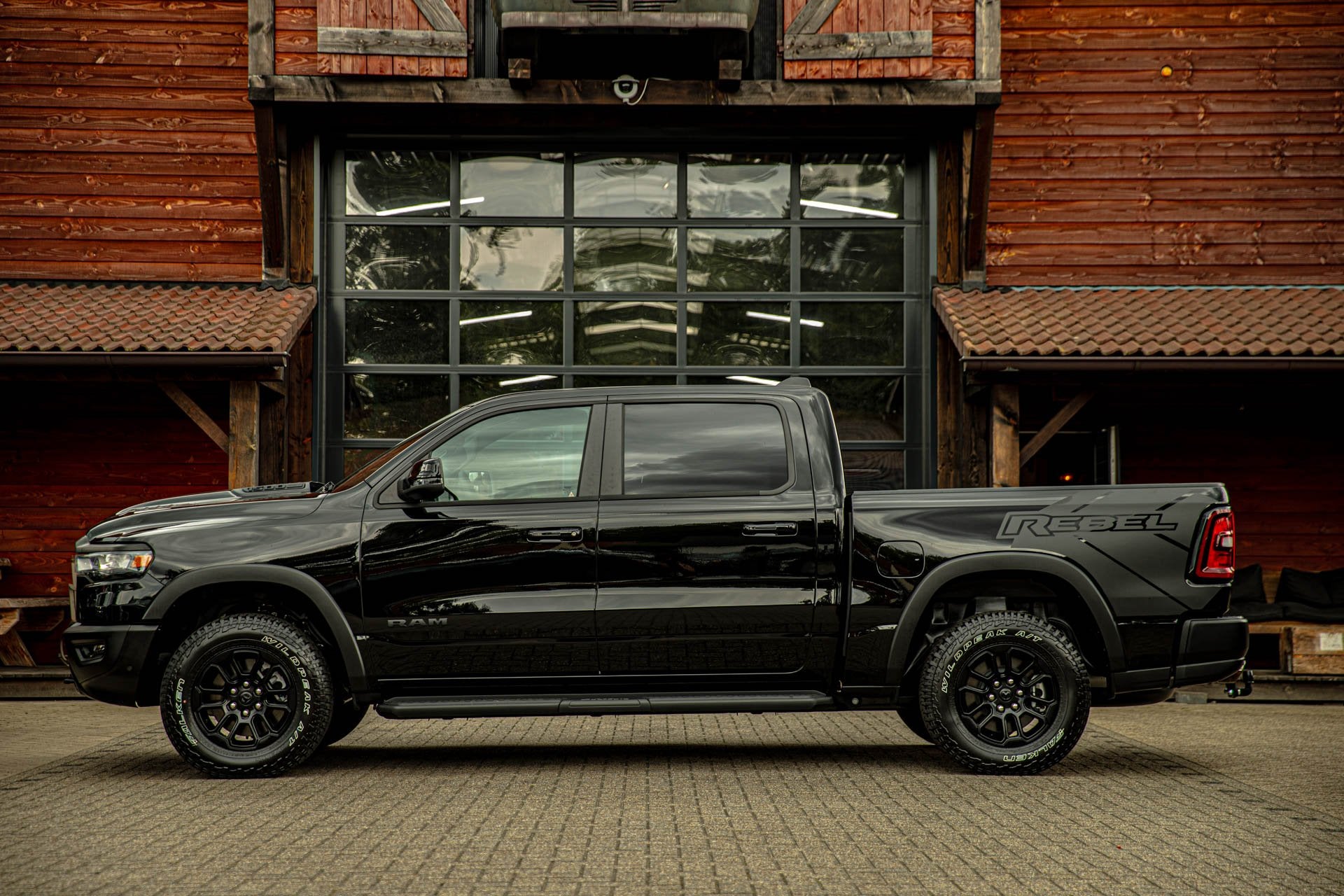 Dodge Dodge ram 1500 Rebel Night Hurricane | Full option | t, Automaat, Zwart, 2433 kg, Zwart