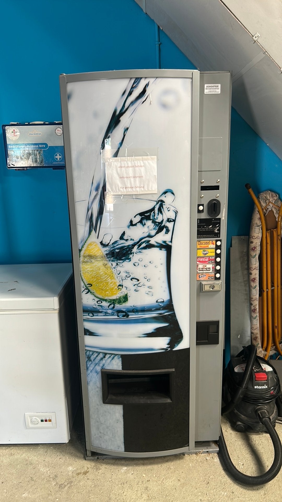 Blikjes automaat, Verzamelen, Automaten | Overige, Ophalen of Verzenden, Zo goed als nieuw