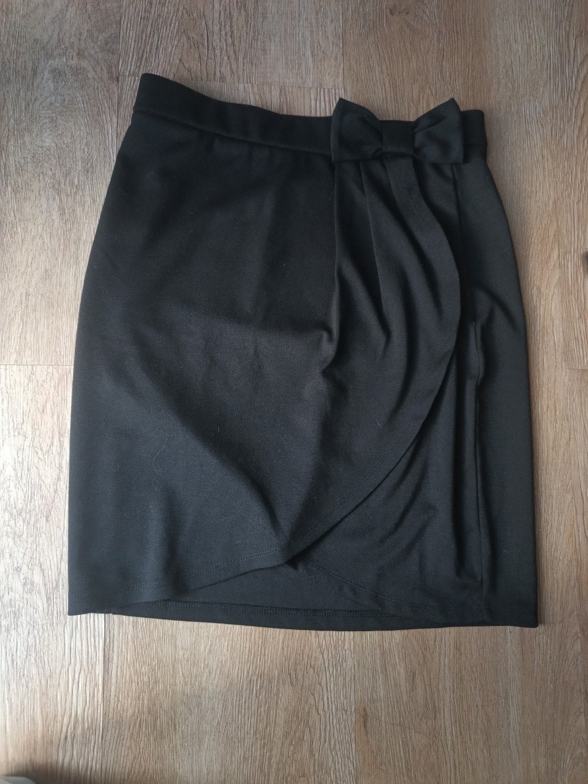 Vero Moda Zwarte Rok Maat M - Zo goed als nieuw, Maat 38/40 (M), Vero Moda, Zwart, Ophalen of Verzenden