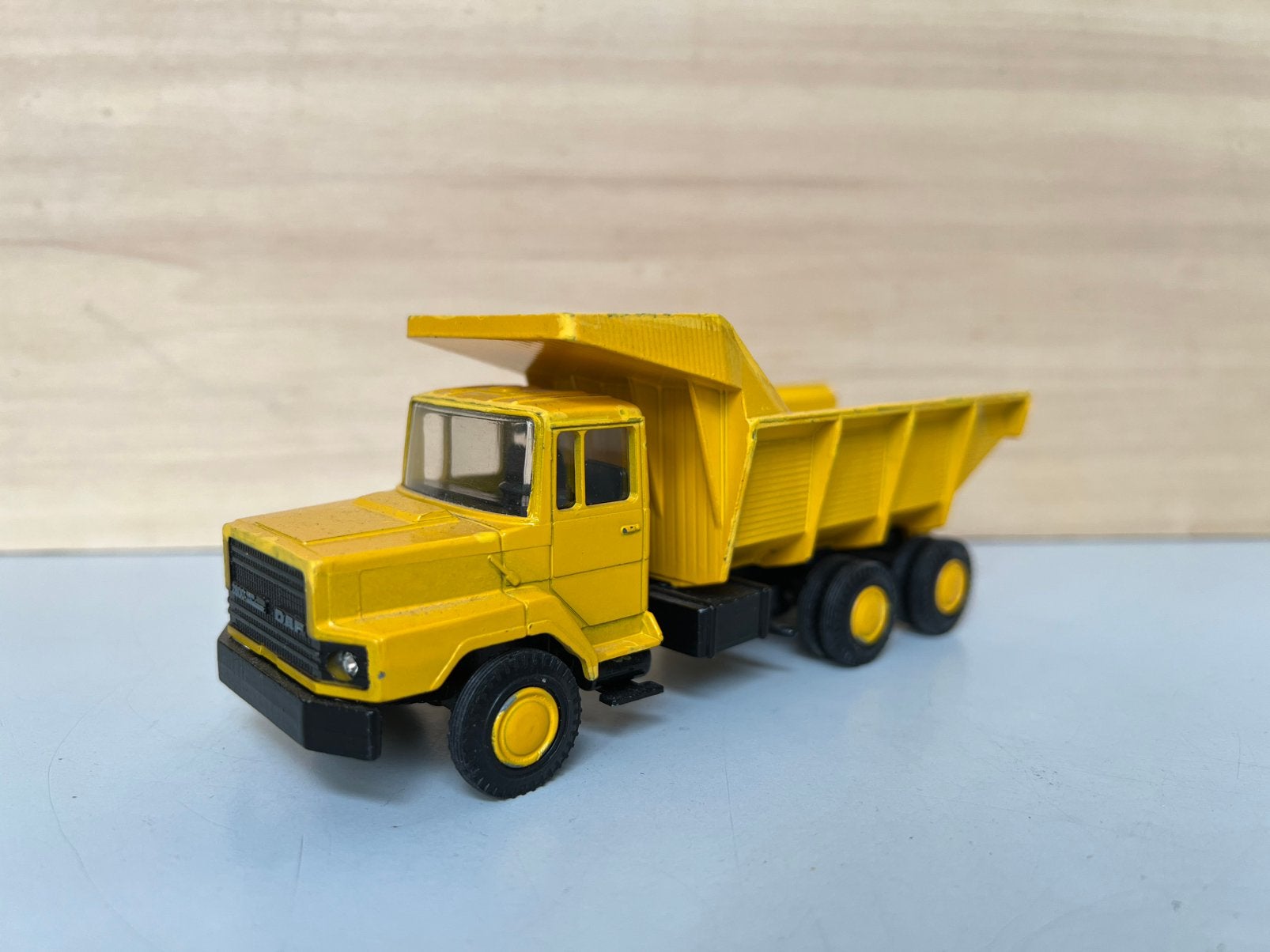 Daf 2800 Torpedo kieper ., Ophalen of Verzenden, Zo goed als nieuw, Bus of Vrachtwagen, Lion Toys