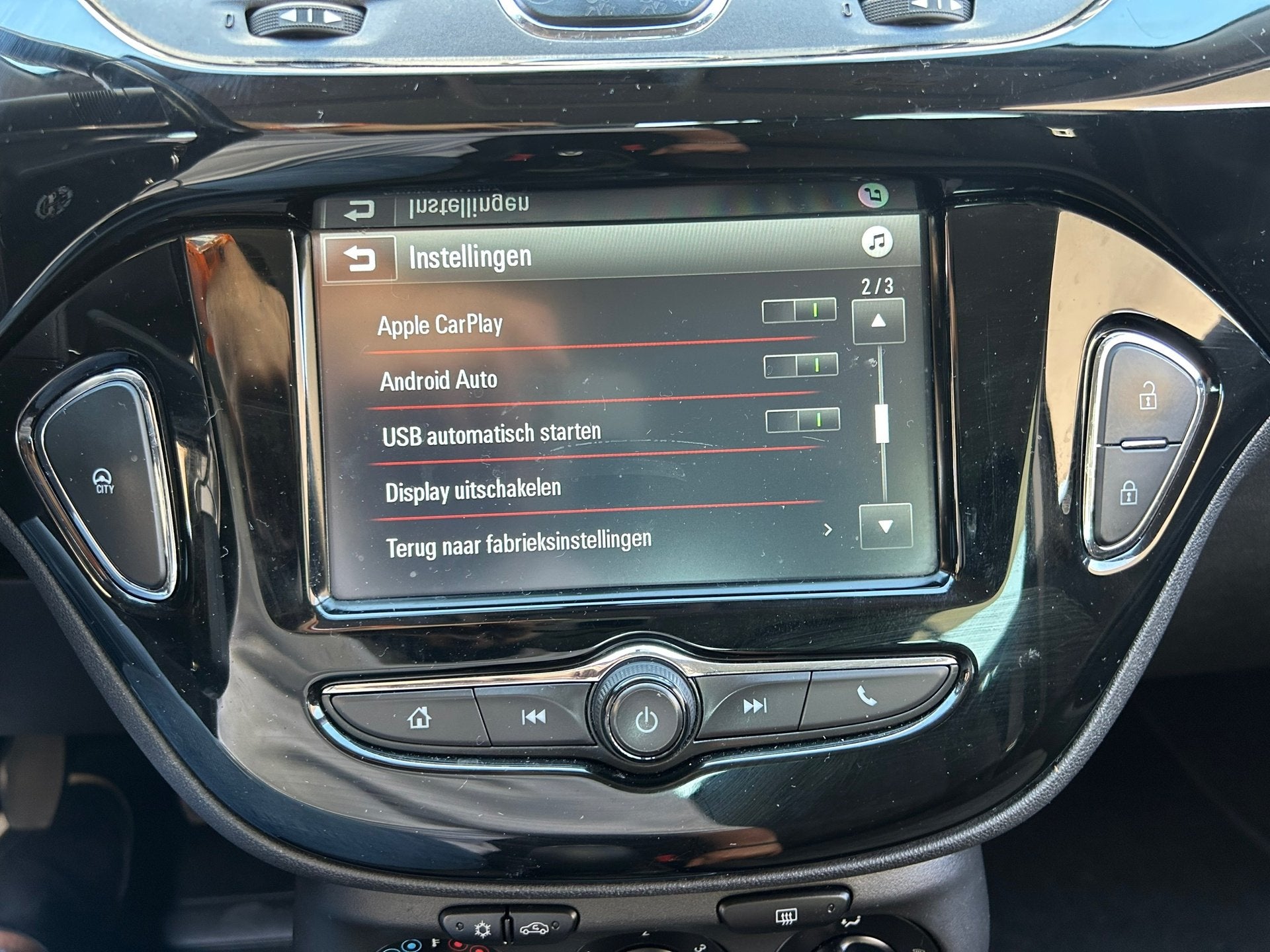Foto 21 van Opel Corsa 1.2 Black Edition |Apple Carplay|Airco|1EIG|Cruis