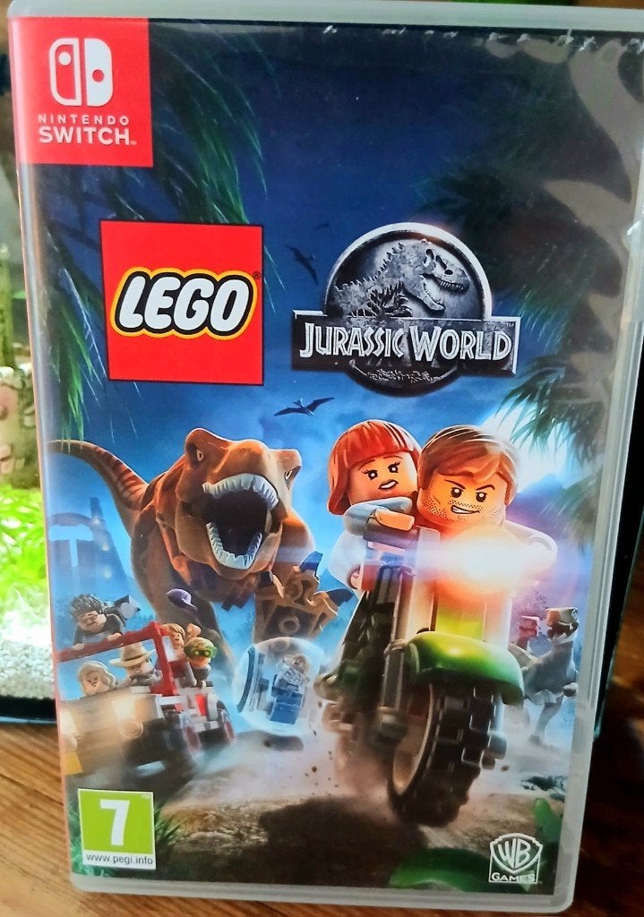 LEGO Jurassic World Nintendo Switch - Zo goed als nieuw, Spelcomputers en Games, Avontuur en Actie, 2 spelers, Eén computer, Ophalen of Verzenden