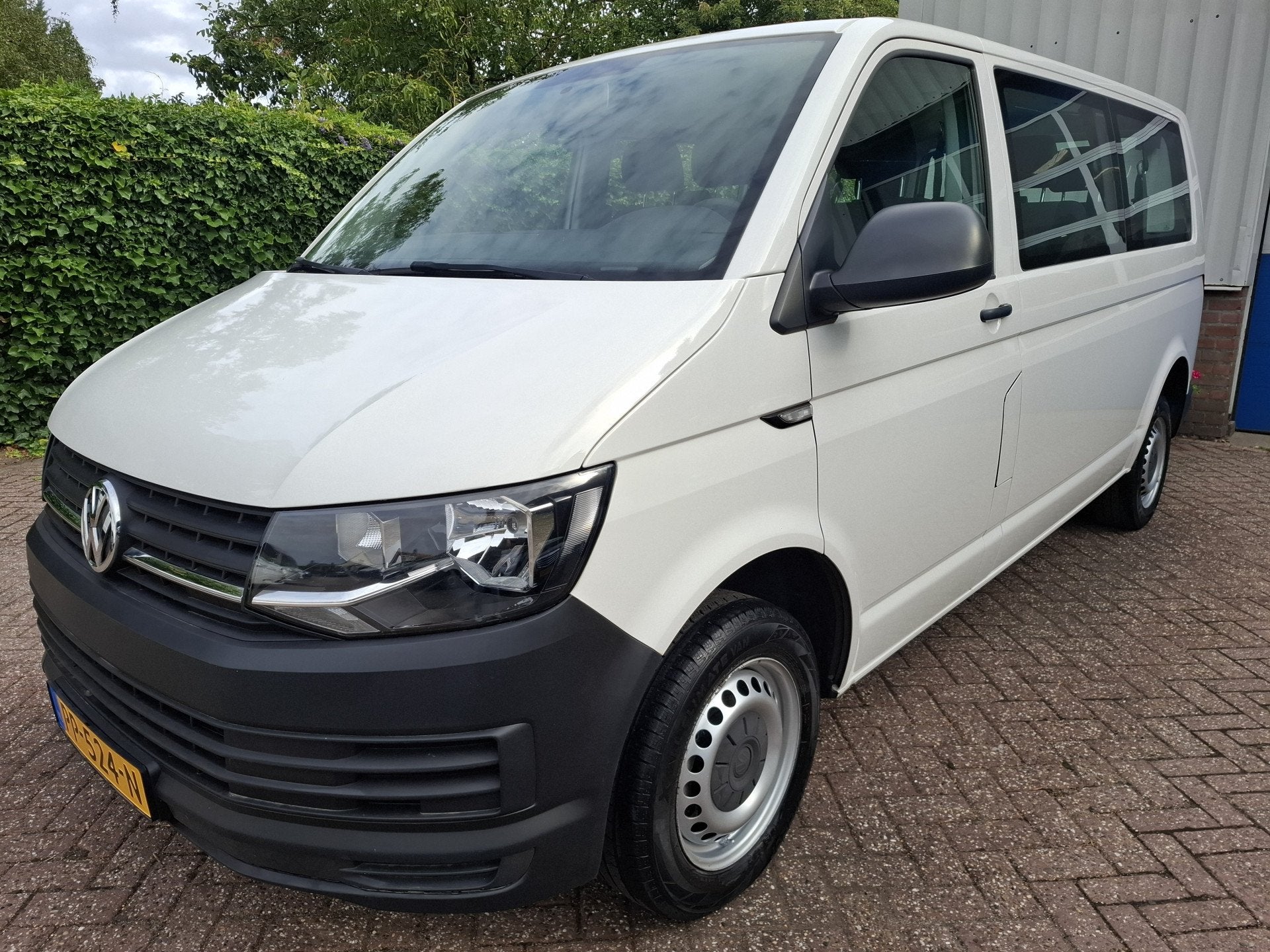 Volkswagen Transporter Kombi 2.0 TSI L2H1 19995.- INCL BTW 9, Stof, Gebruikt, Euro 6, 2500 kg